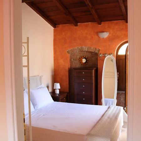 Casa Vacanze Elena Rometta Экстерьер фото