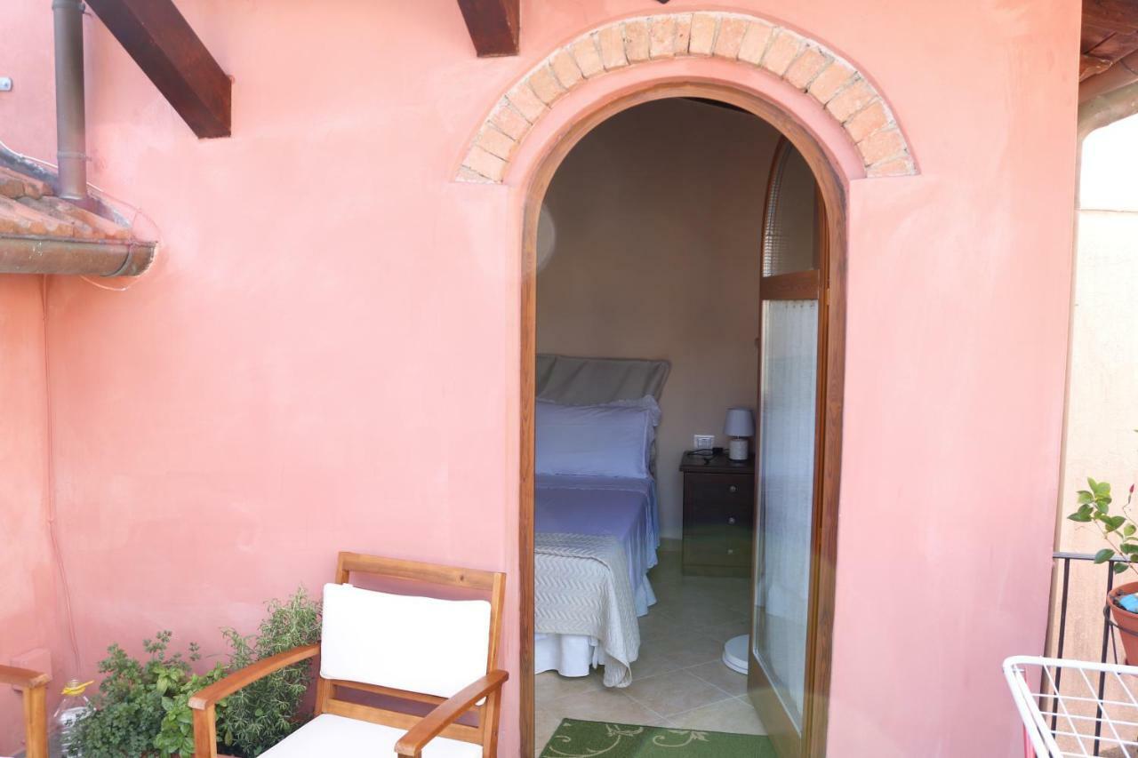 Casa Vacanze Elena Rometta Экстерьер фото