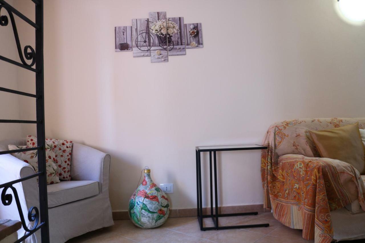 Casa Vacanze Elena Rometta Экстерьер фото