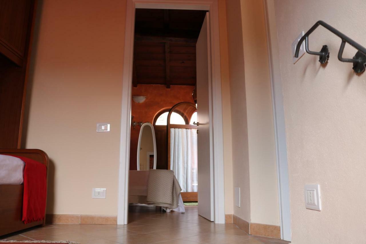 Casa Vacanze Elena Rometta Экстерьер фото